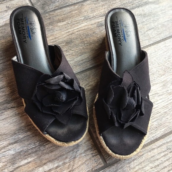 Wedges - Picture 2 of 5